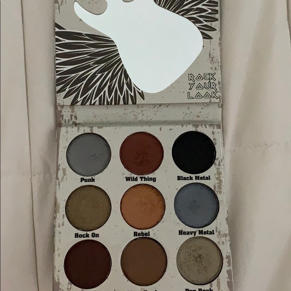 Glam metals, crown pro eyeshadow palette. - Picture 2 of 6